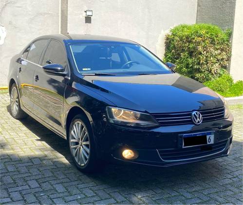 VOLKSWAGEN JETTA 2.0 TSI HIGHLINE 211CV GASOLINA 4P TIPTRONIC